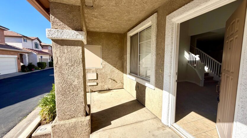 1654 Spinwood Lane - Simi Valley - California - 3 bed, 2 bath rental property