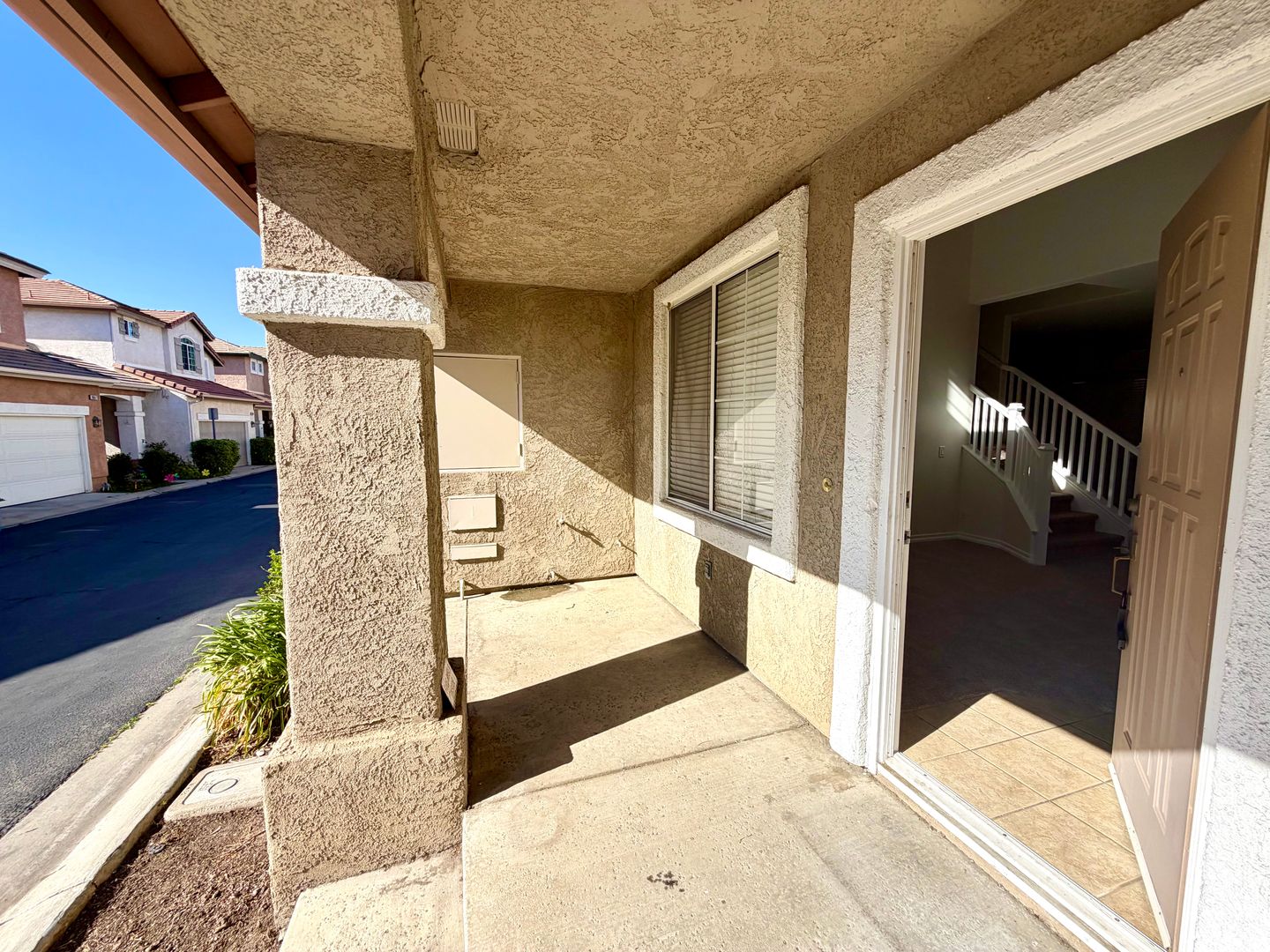  1654 Spinwood Lane - Simi Valley - California - 3 bed, 2 bath rental property