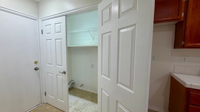 1654 Spinwood Lane - Simi Valley - California - 3 bed, 2 bath rental property