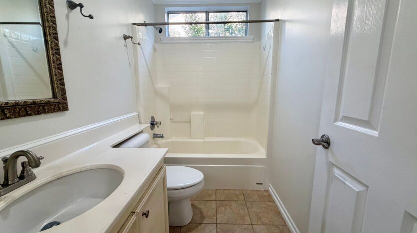 1654 Spinwood Lane - Simi Valley - California - 3 bed, 2 bath rental property