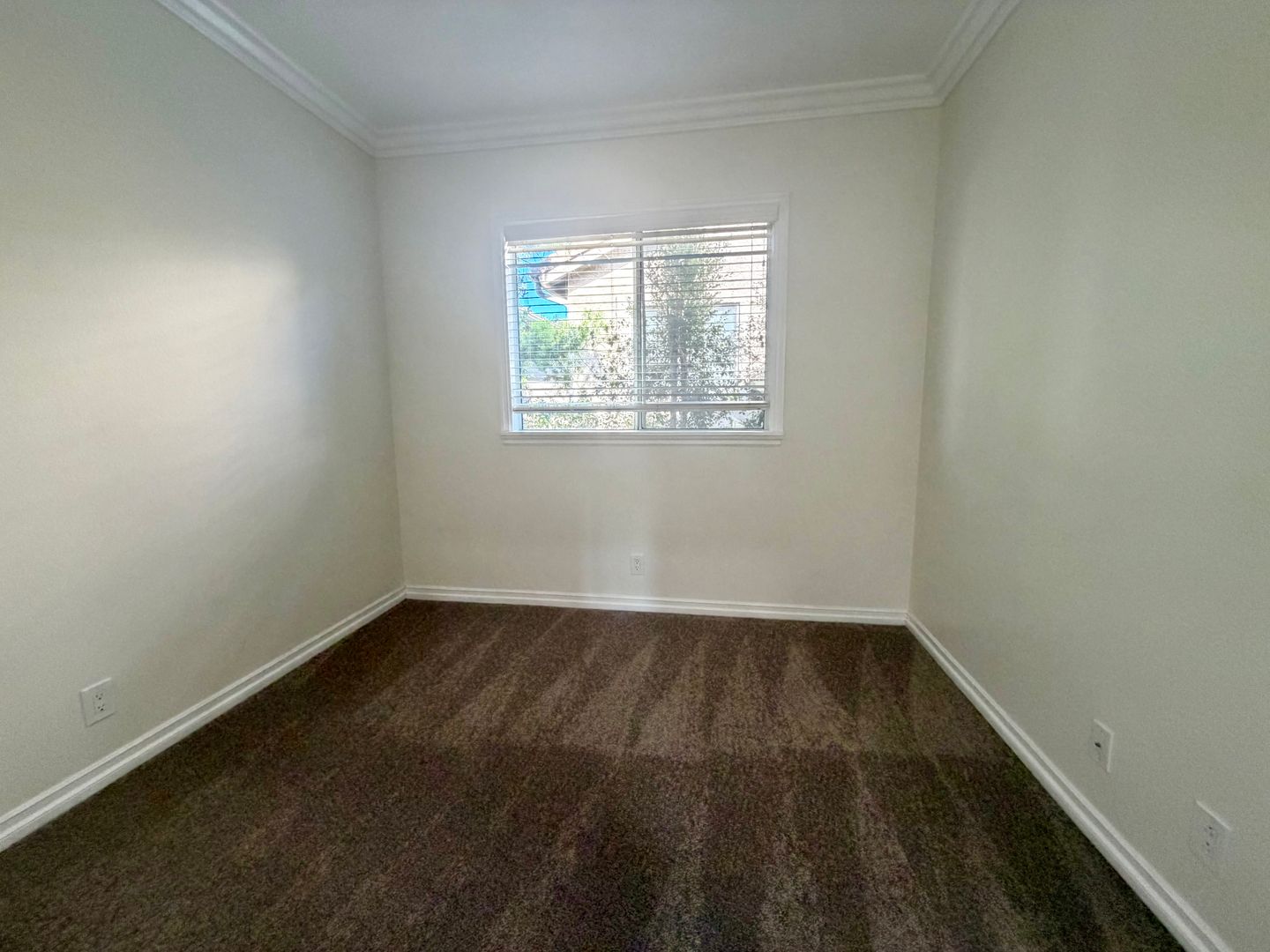  1654 Spinwood Lane - Simi Valley - California - 3 bed, 2 bath rental property