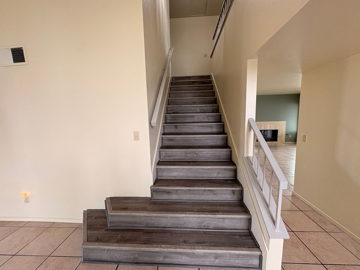 1658 Sunnyview Dr. - Rialto - California - 4 bed, 3 bath rental property