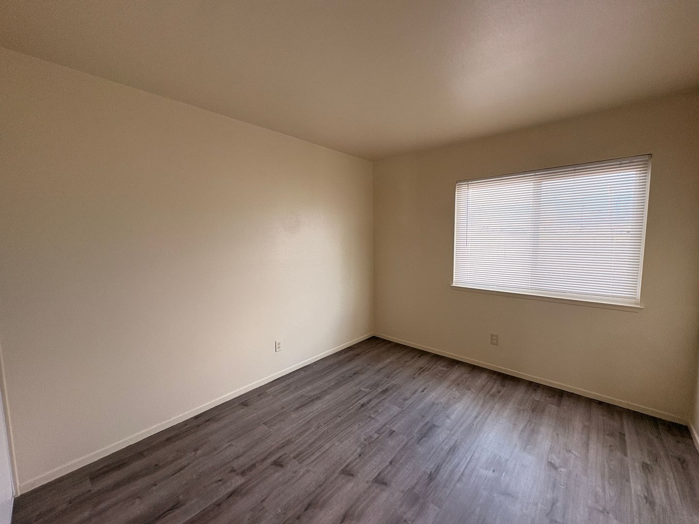 1658 Sunnyview Dr. - Rialto - California - 4 bed, 3 bath rental property