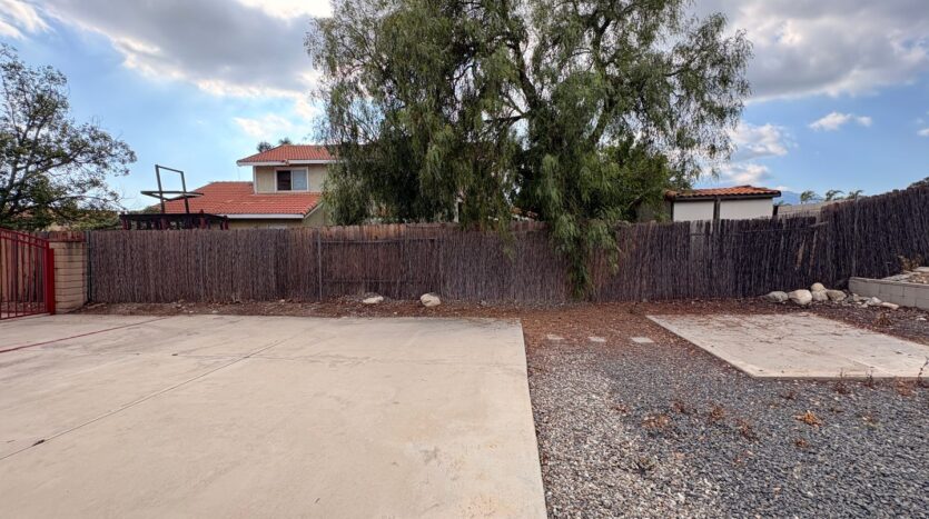 1658 Sunnyview Dr. - Rialto - California - 4 bed, 3 bath rental property