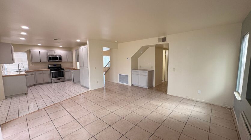 1658 Sunnyview Dr. - Rialto - California - 4 bed, 3 bath rental property