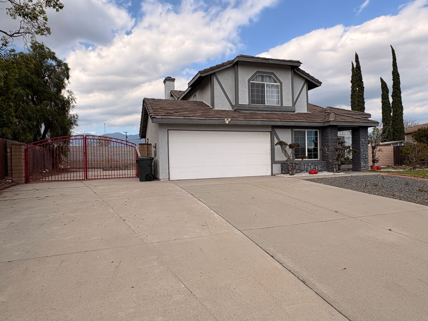 1658 Sunnyview Dr. - Rialto - California - 4 bed, 3 bath rental property