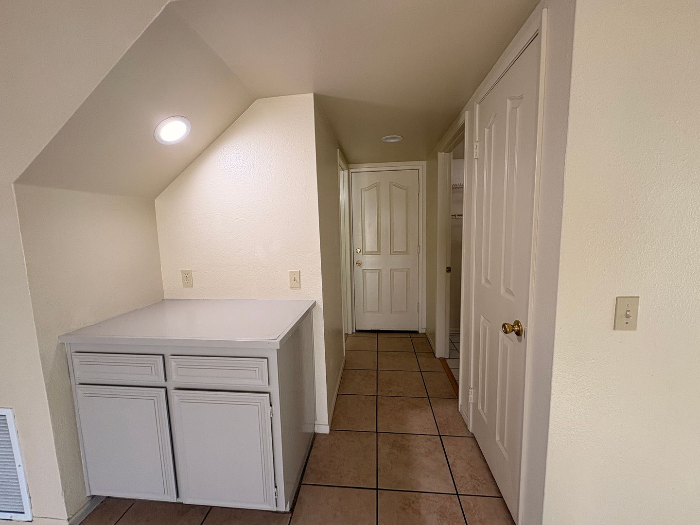 1658 Sunnyview Dr. - Rialto - California - 4 bed, 3 bath rental property