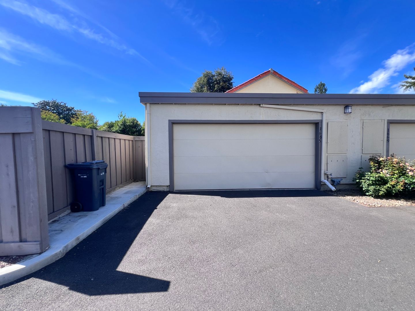 1685 Calle Santa Anna - Pleasanton - California - 3 bed, 2 bath rental property