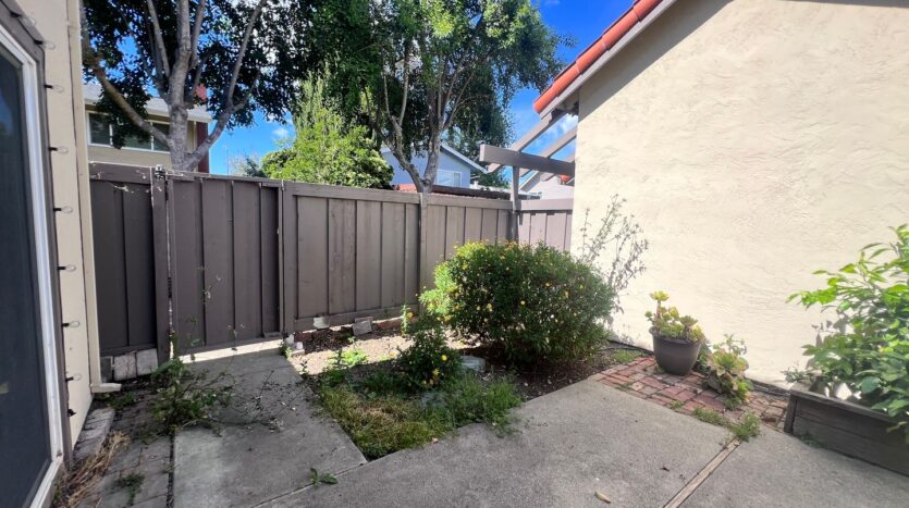 1685 Calle Santa Anna - Pleasanton - California - 3 bed, 2 bath rental property