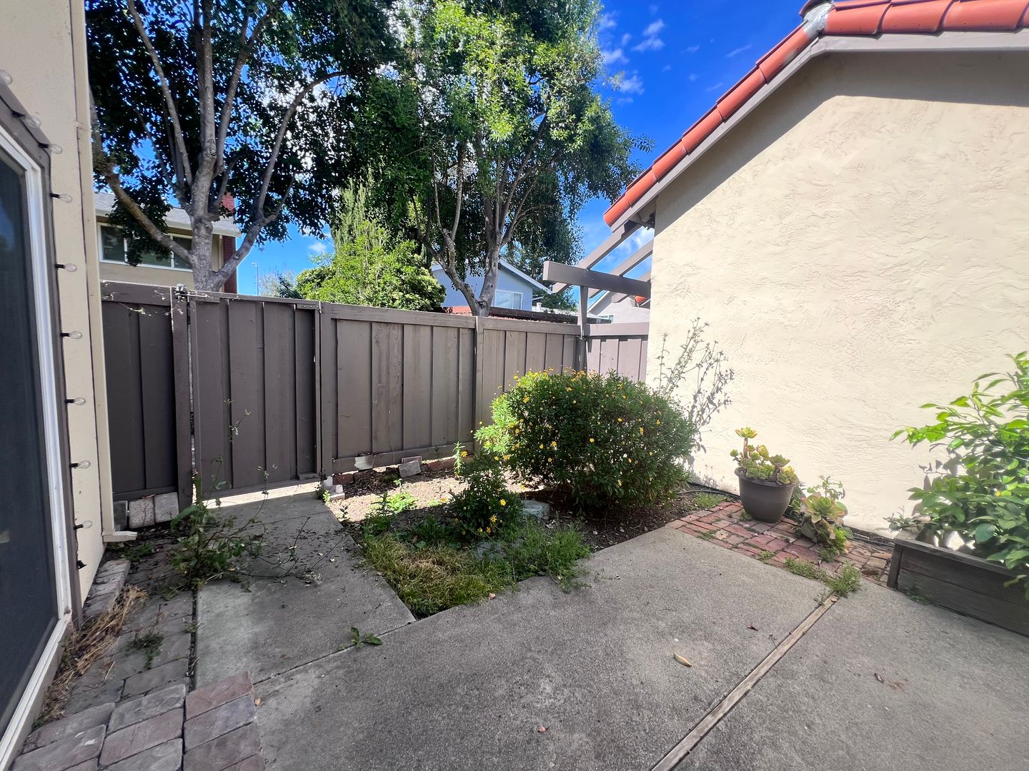 1685 Calle Santa Anna - Pleasanton - California - 3 bed, 2 bath rental property