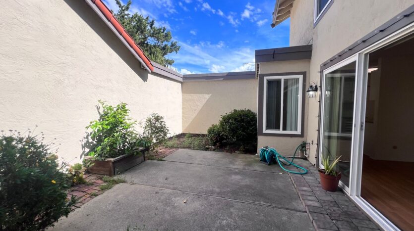 1685 Calle Santa Anna - Pleasanton - California - 3 bed, 2 bath rental property