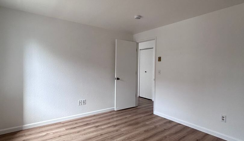 1730 Texas St. - # 1 - Bellingham - Washington - 2 bed, 1 bath rental property