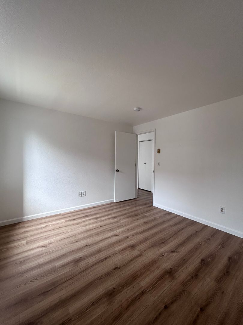 1730 Texas St. - # 1 - Bellingham - Washington - 2 bed, 1 bath rental property