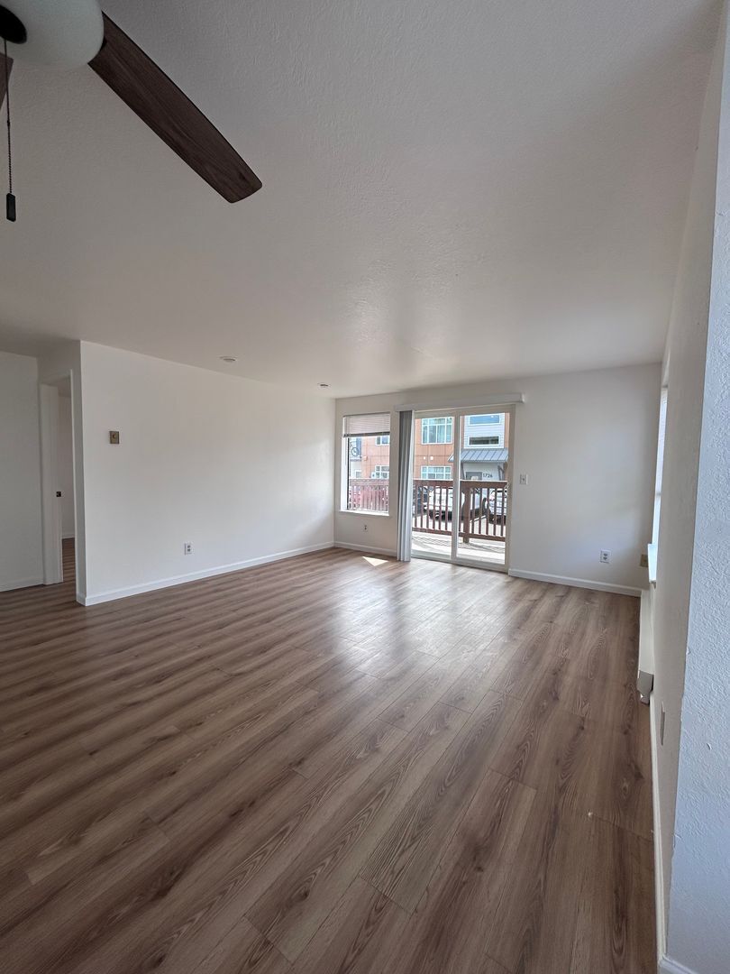 1730 Texas St. - # 1 - Bellingham - Washington - 2 bed, 1 bath rental property