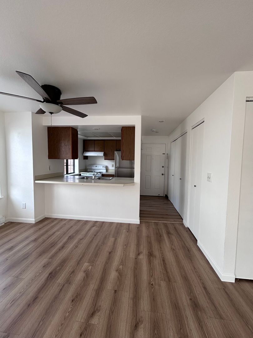 1730 Texas St. - # 1 - Bellingham - Washington - 2 bed, 1 bath rental property