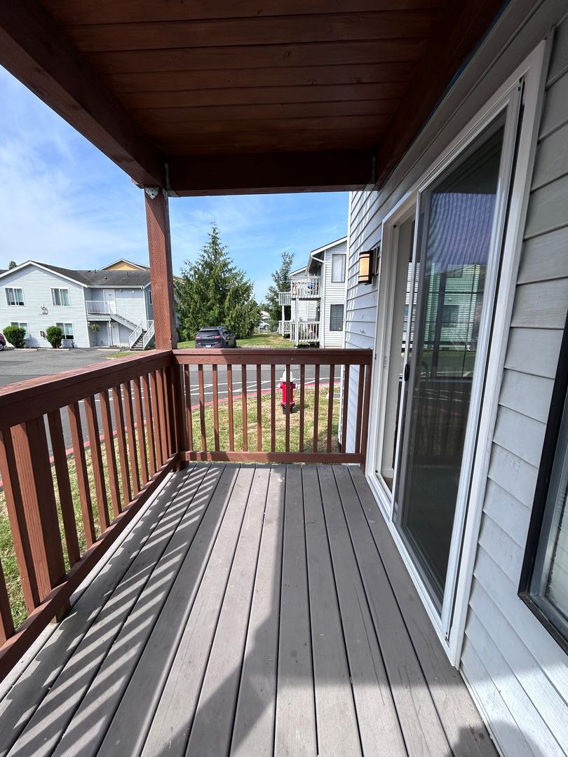 1730 Texas St. - # 1 - Bellingham - Washington - 2 bed, 1 bath rental property