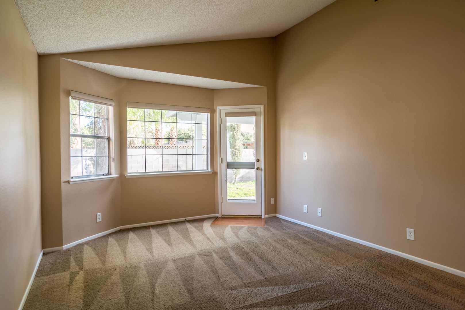 1742 Ember Glow Cir - Las Vegas - Nevada - 2 bed, 2 bath rental property