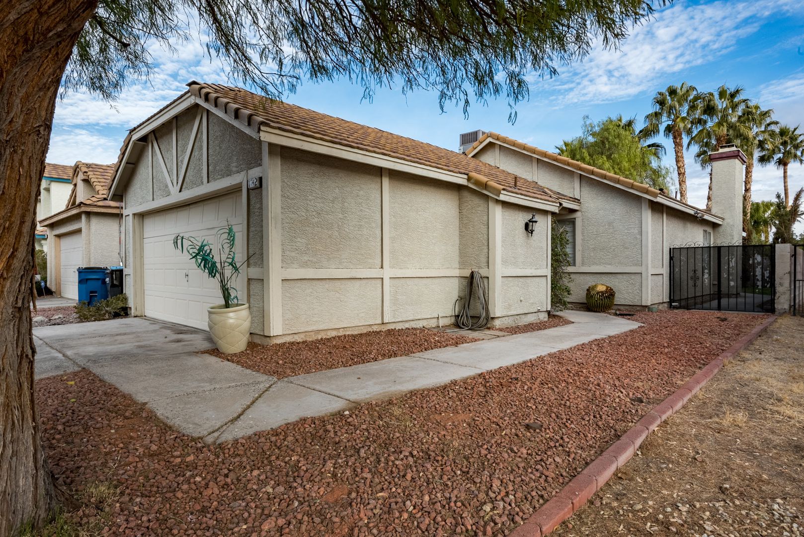 1742 Ember Glow Cir - Las Vegas - Nevada - 2 bed, 2 bath rental property