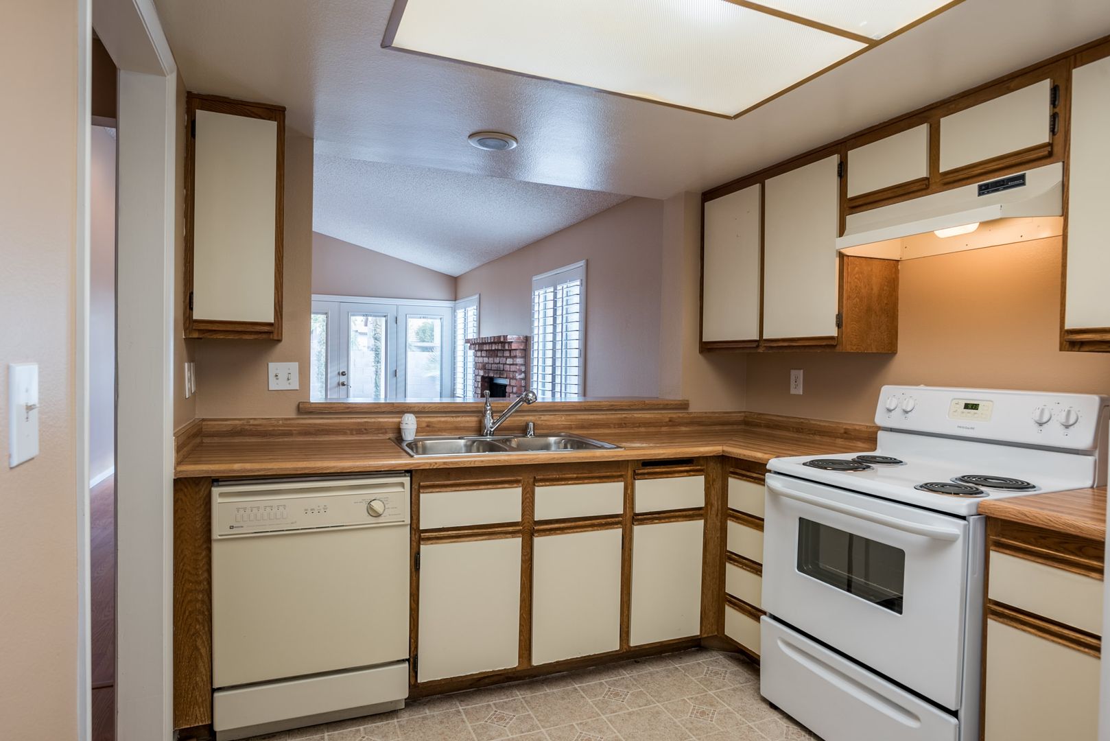 1742 Ember Glow Cir - Las Vegas - Nevada - 2 bed, 2 bath rental property