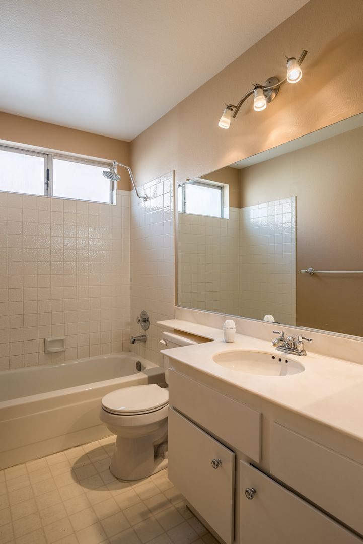 1742 Ember Glow Cir - Las Vegas - Nevada - 2 bed, 2 bath rental property