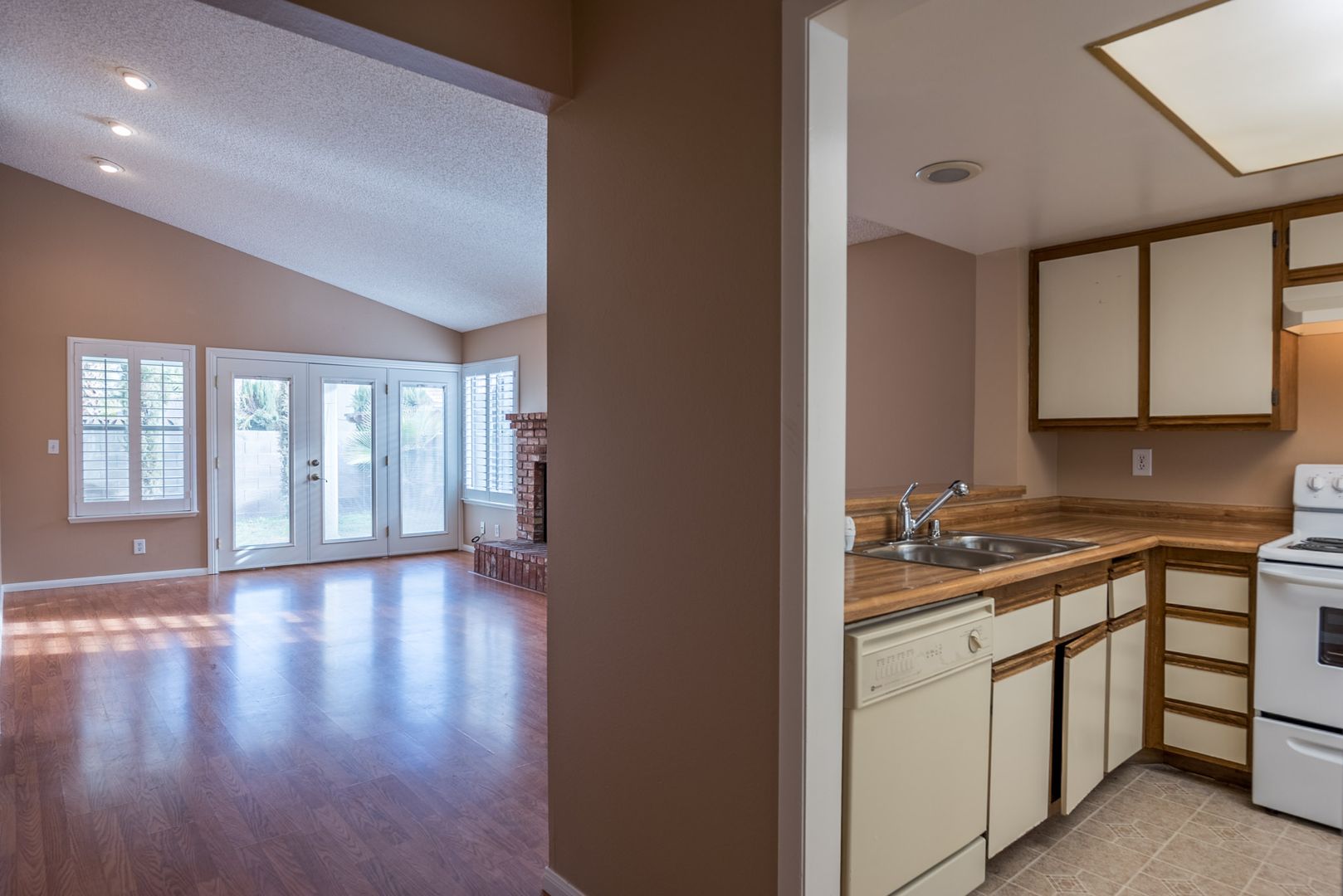 1742 Ember Glow Cir - Las Vegas - Nevada - 2 bed, 2 bath rental property