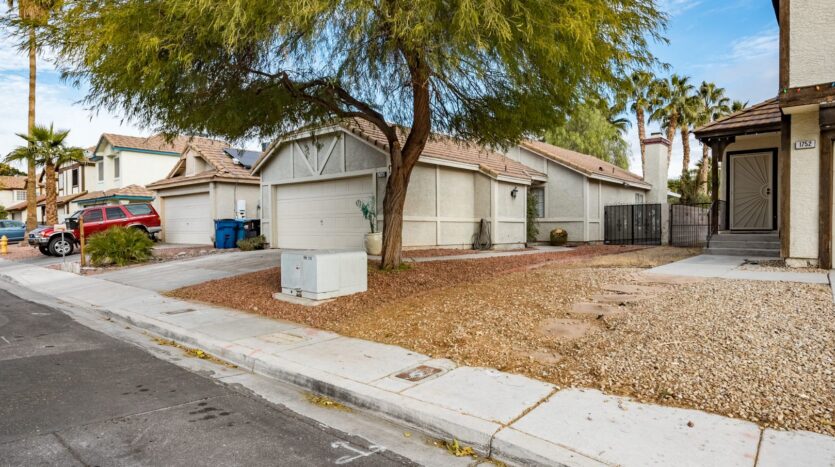 1742 Ember Glow Cir - Las Vegas - Nevada - 2 bed, 2 bath rental property