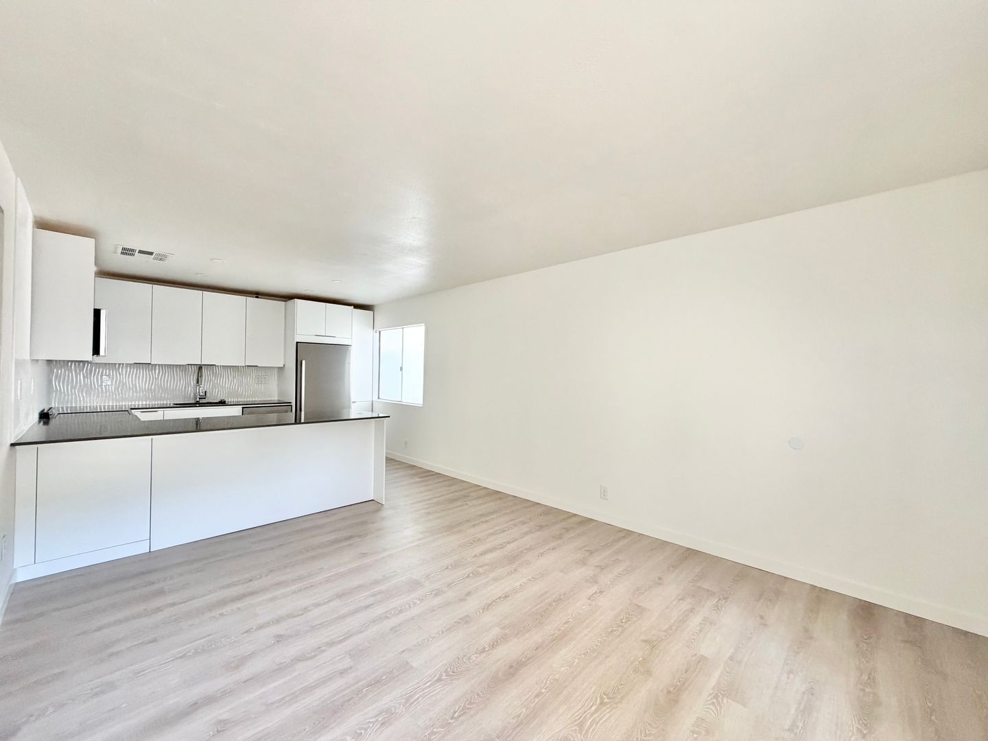 1745 E. Arenas Road - 11 - Palm Springs - California - 2 bed, 2 bath rental property