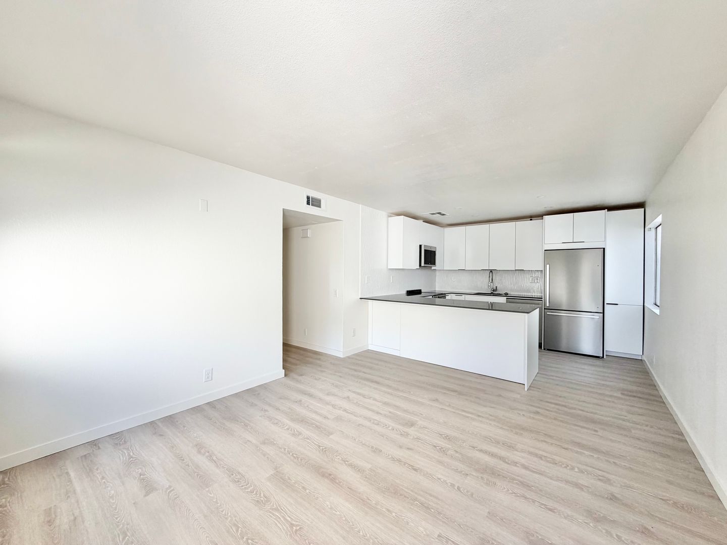 1745 E. Arenas Road - 11 - Palm Springs - California - 2 bed, 2 bath rental property