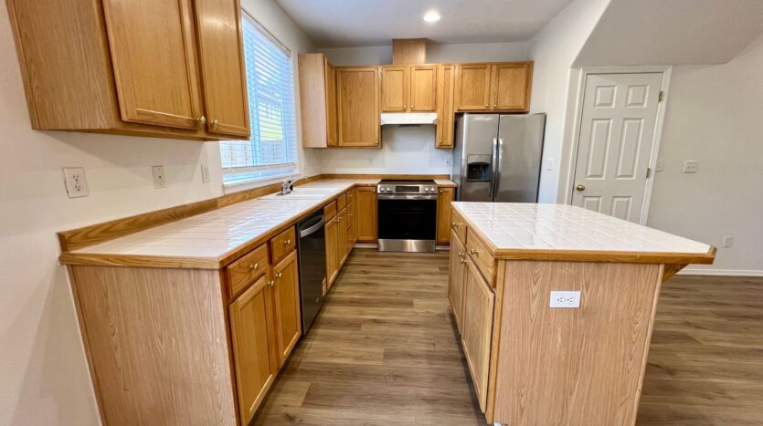 17853 SW Wakem St.  - Beaverton - Oregon - 3 bed, 2.5 bath rental property