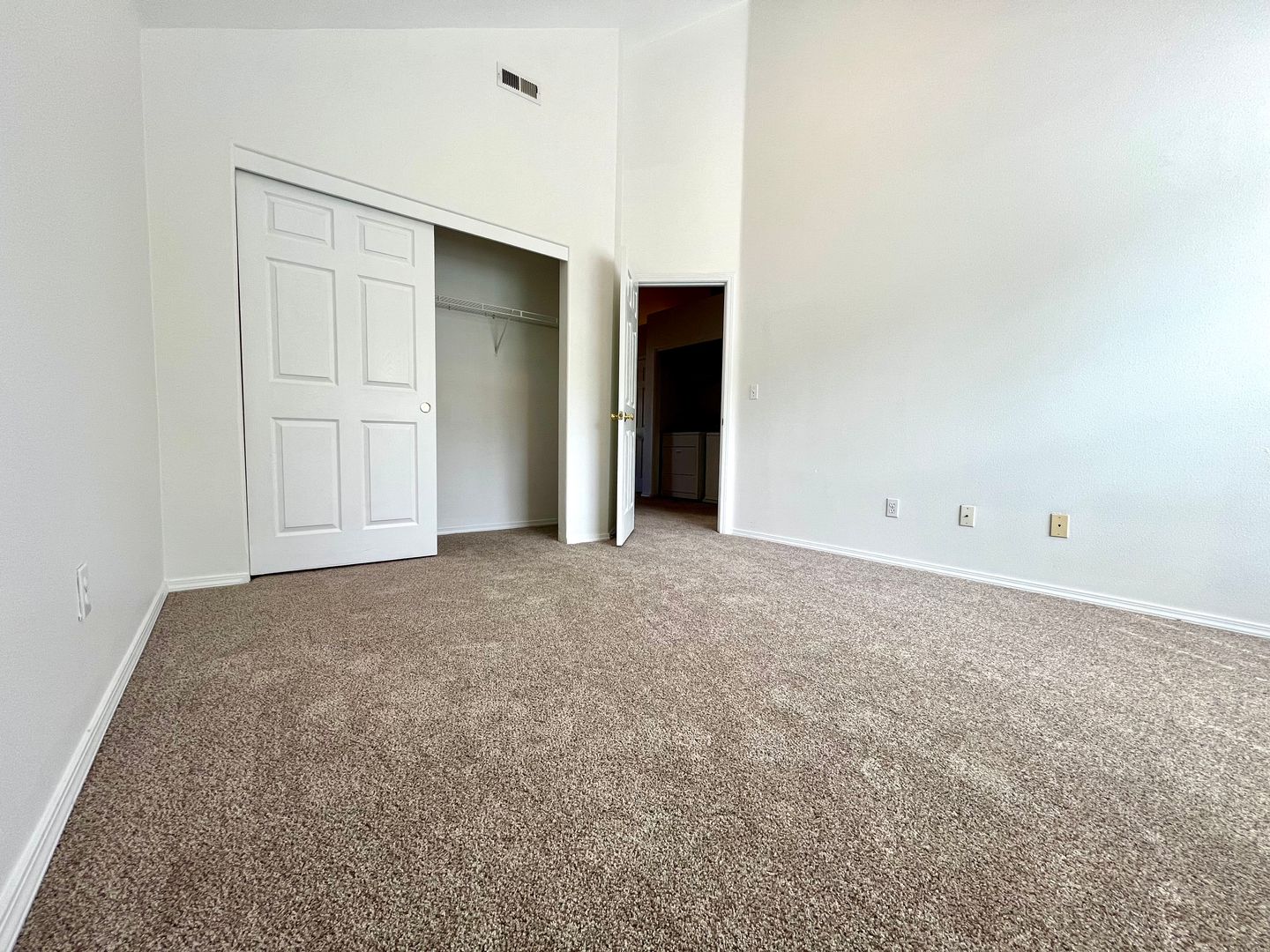 17853 SW Wakem St.  - Beaverton - Oregon - 3 bed, 2.5 bath rental property