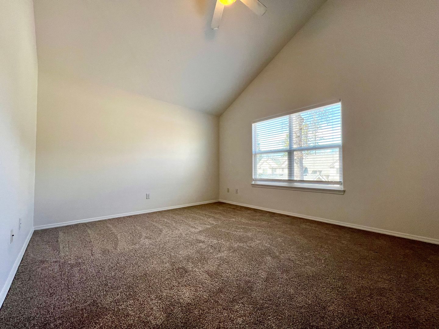 17853 SW Wakem St.  - Beaverton - Oregon - 3 bed, 2.5 bath rental property