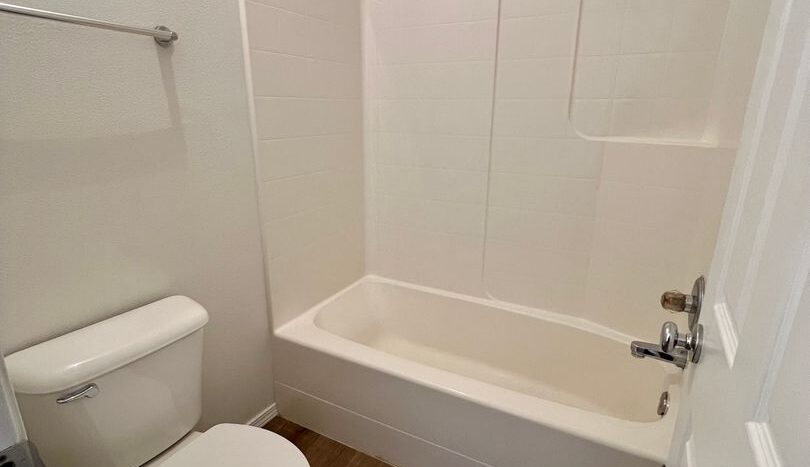 17853 SW Wakem St.  - Beaverton - Oregon - 3 bed, 2.5 bath rental property