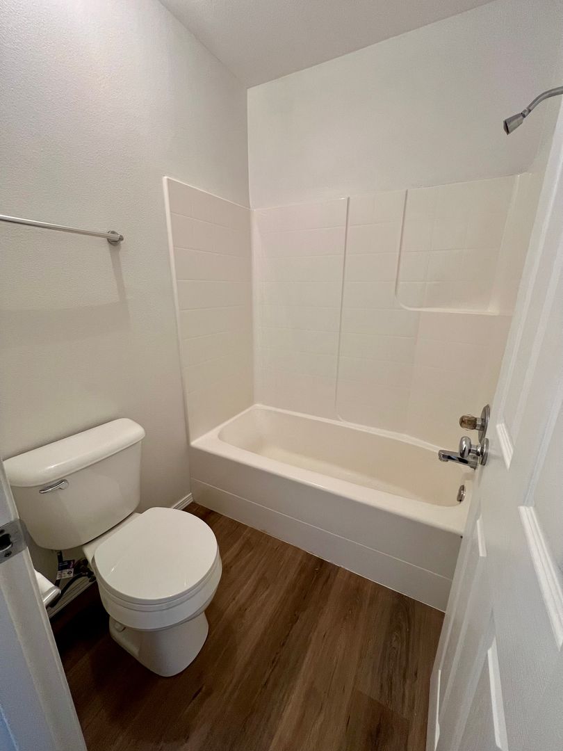 17853 SW Wakem St.  - Beaverton - Oregon - 3 bed, 2.5 bath rental property