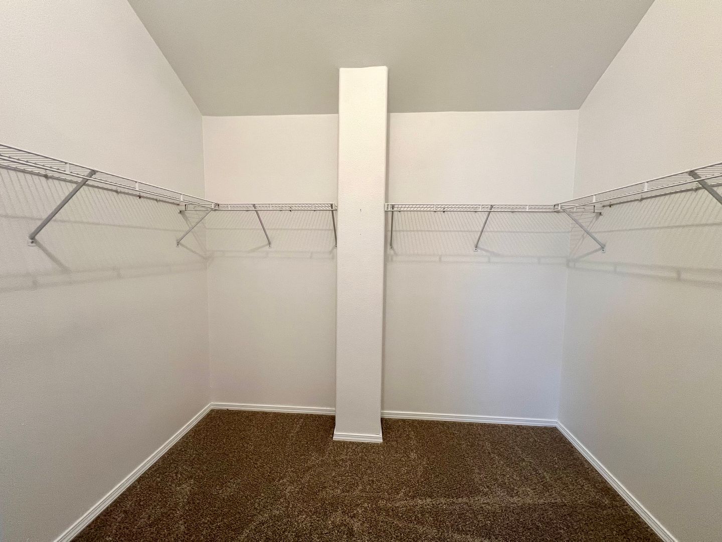 17853 SW Wakem St.  - Beaverton - Oregon - 3 bed, 2.5 bath rental property