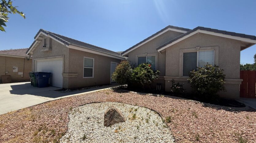 1786 Linn Way - 1786 - Lancaster - California - 3 bed, 1 bath rental property