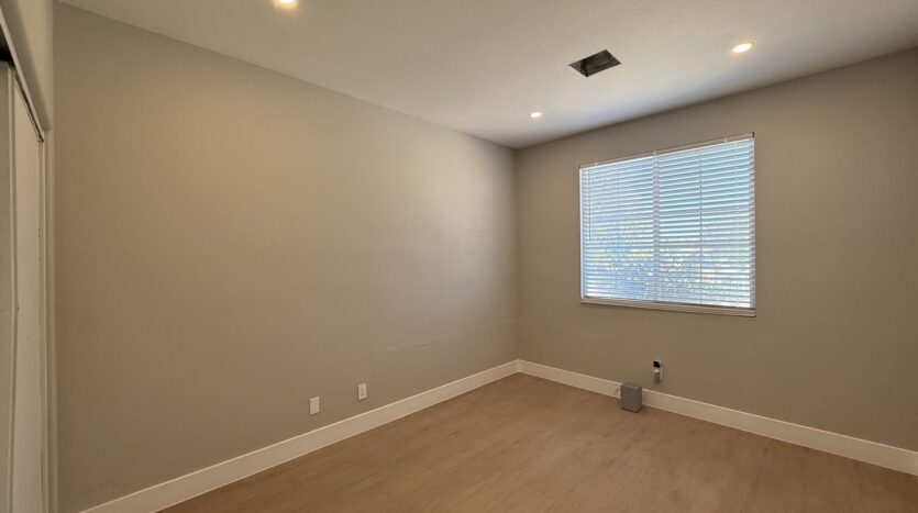 1786 Linn Way - 1786 - Lancaster - California - 3 bed, 1 bath rental property