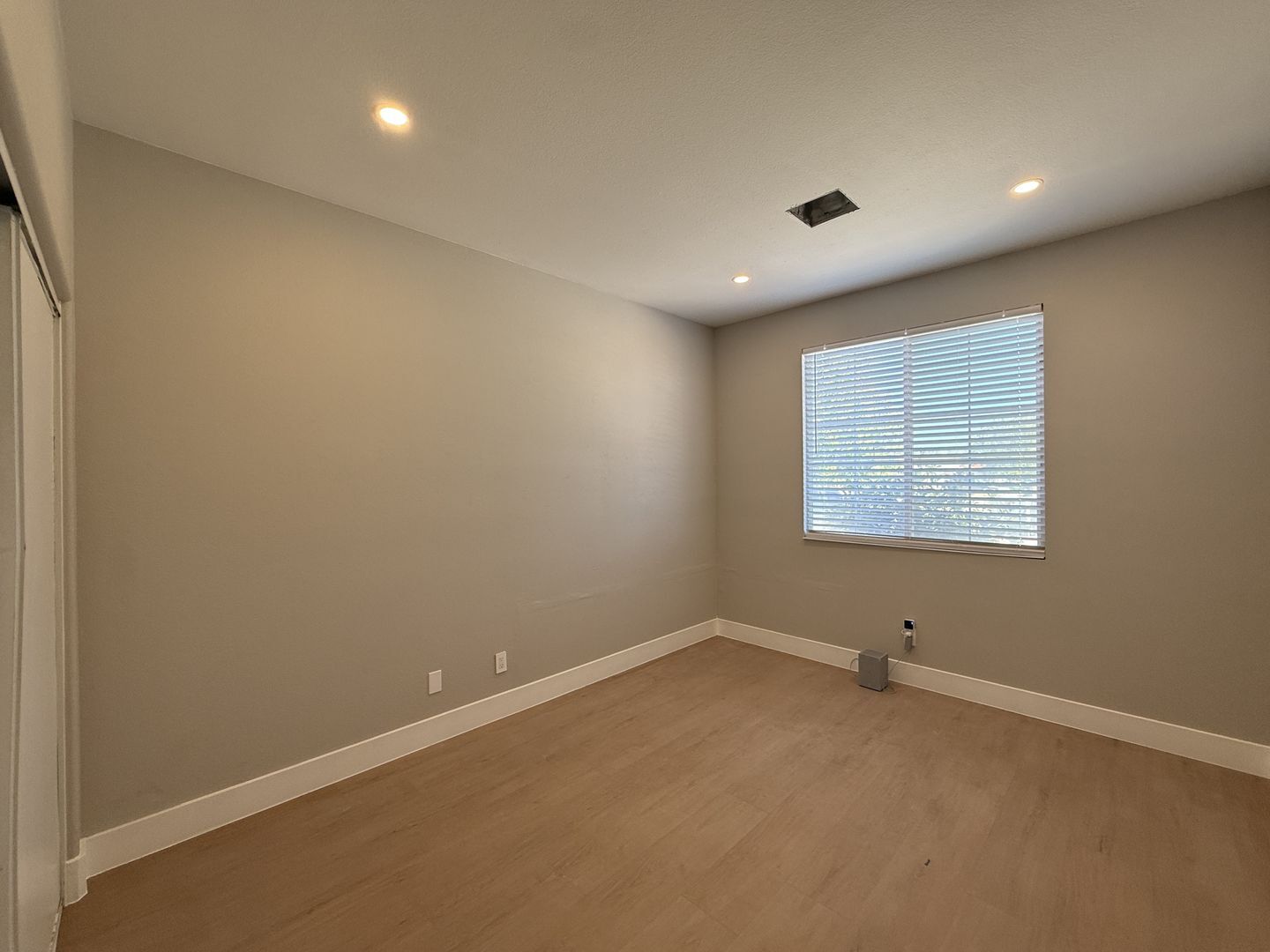 1786 Linn Way - 1786 - Lancaster - California - 3 bed, 1 bath rental property