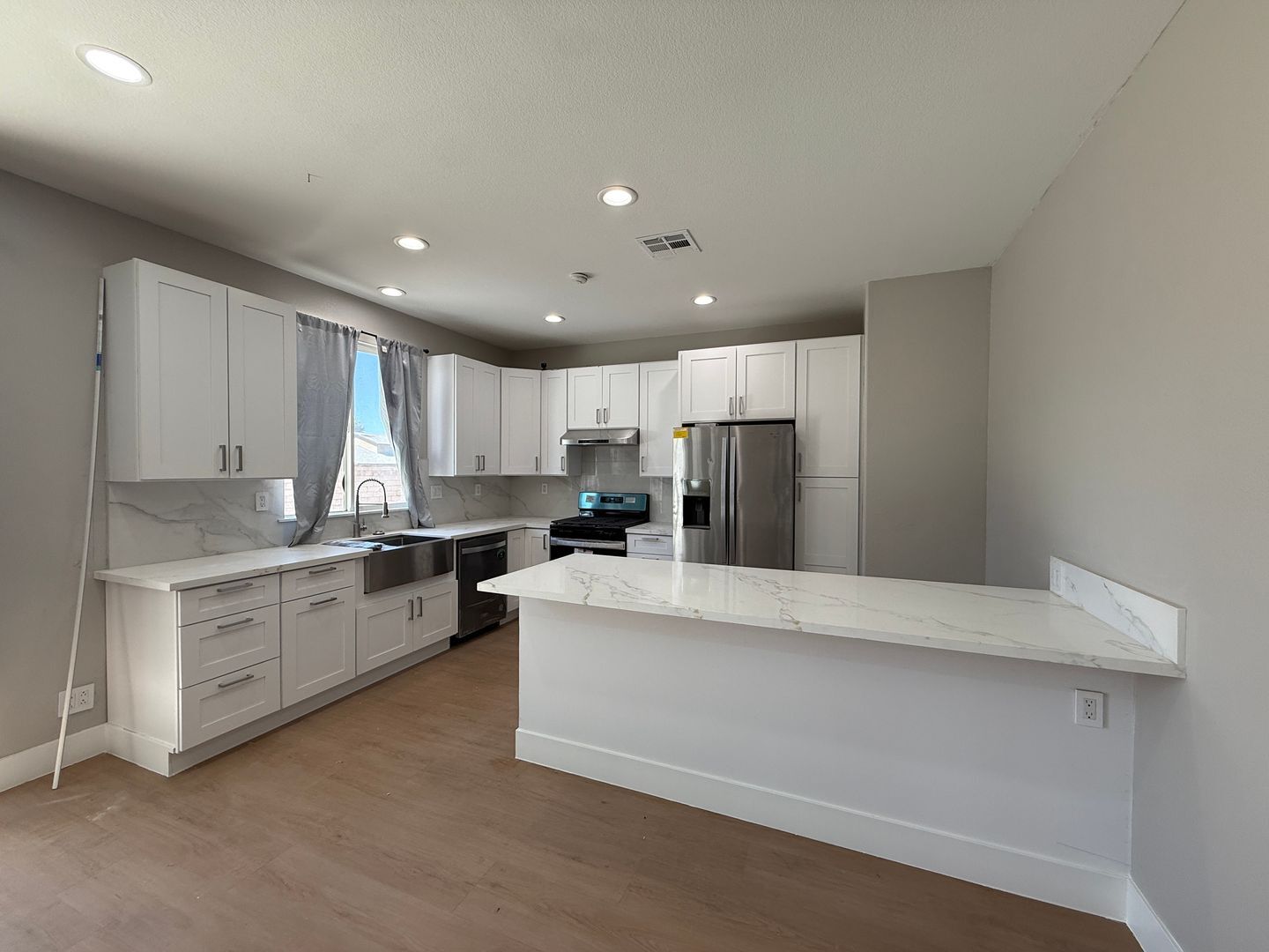 1786 Linn Way - 1786 - Lancaster - California - 3 bed, 1 bath rental property