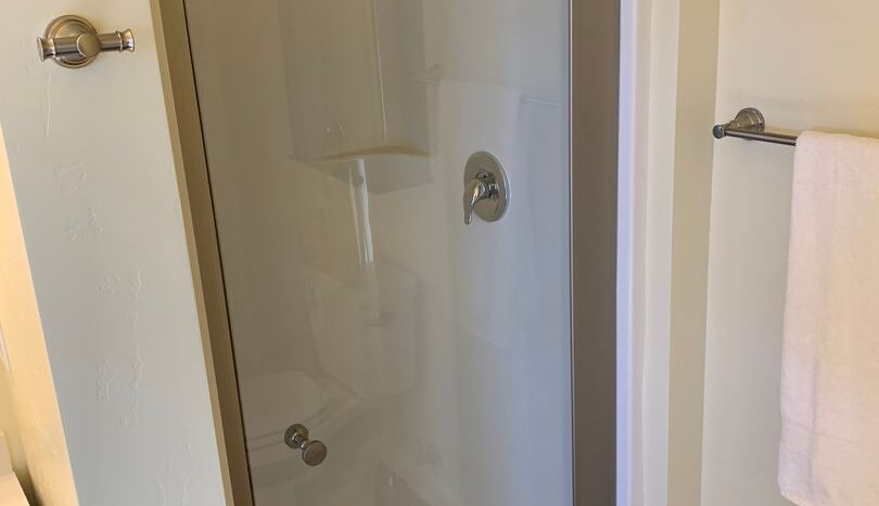 181 E Tall Fir Court - A - Sisters - Oregon - 1 bed, 1 bath rental property