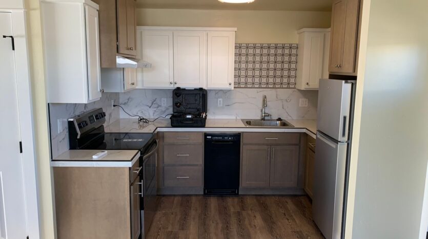 181 E Tall Fir Court - A - Sisters - Oregon - 1 bed, 1 bath rental property