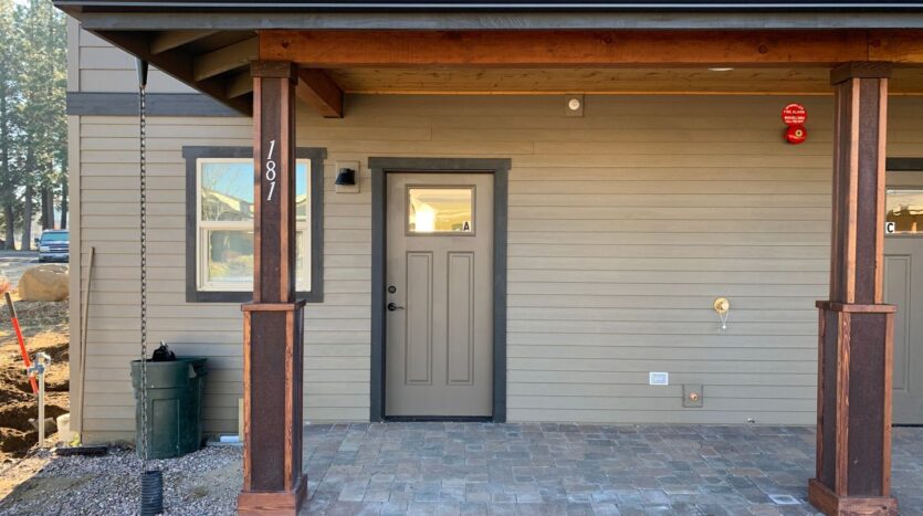 181 E Tall Fir Court - A - Sisters - Oregon - 1 bed, 1 bath rental property