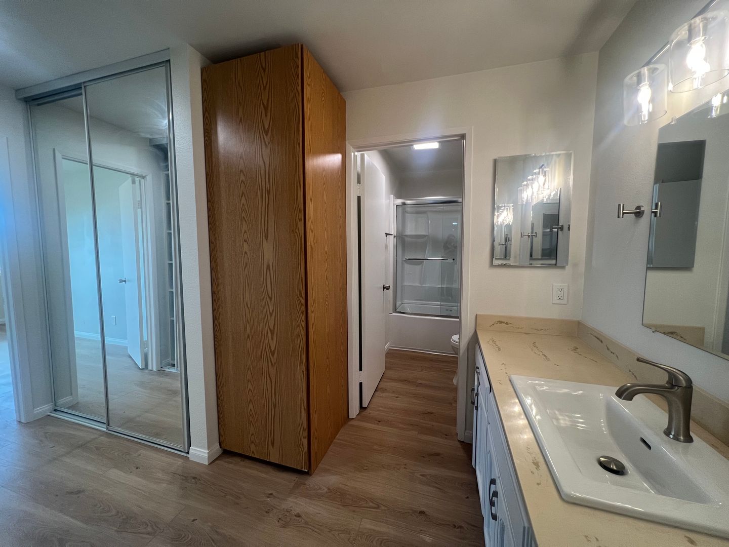 1830 Thomas Ave #3A - San Diego - California - 2 bed, 2 bath rental property