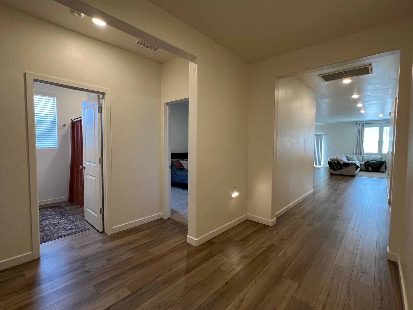 1869 W GRAHAM ST  - Hanford - California - 3 bed, 2 bath rental property