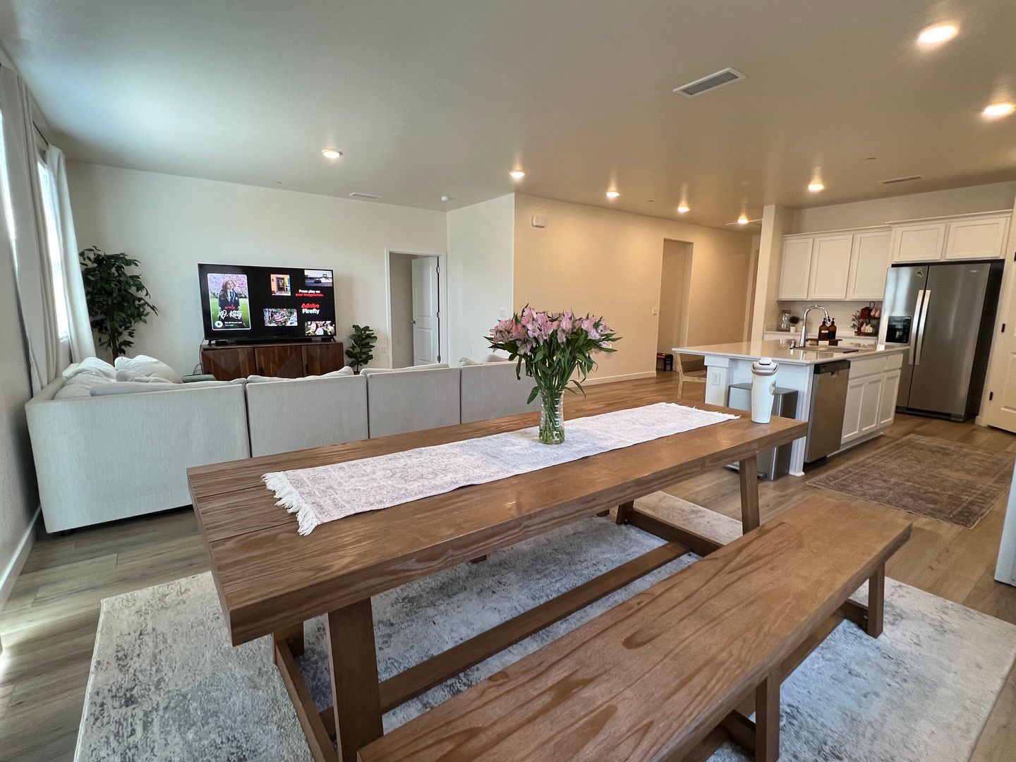 1869 W GRAHAM ST  - Hanford - California - 3 bed, 2 bath rental property