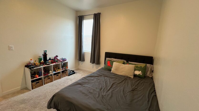 1869 W GRAHAM ST  - Hanford - California - 3 bed, 2 bath rental property