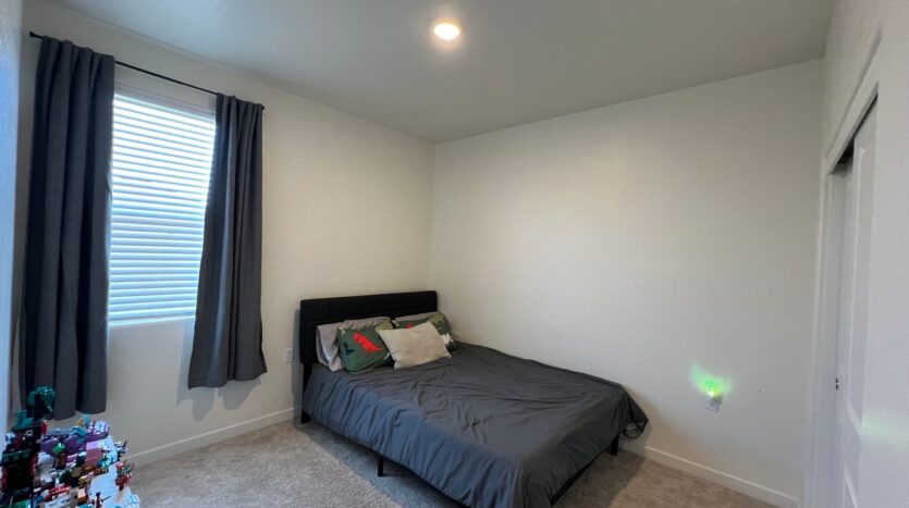 1869 W GRAHAM ST  - Hanford - California - 3 bed, 2 bath rental property