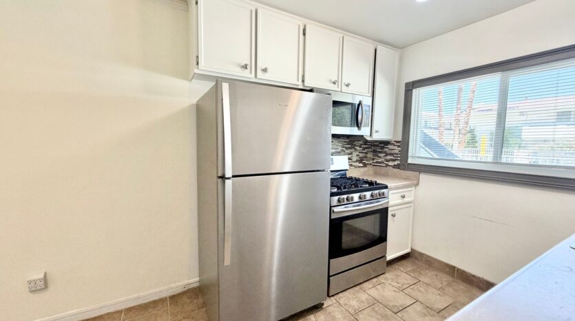1950 S Palm Canyon Drive  Unit 126 - Palm Springs - California - 1 bed, 1 bath rental property
