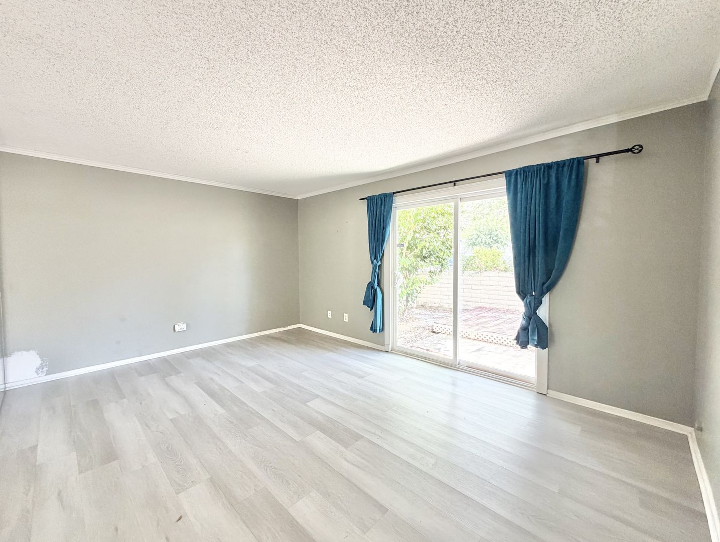 1950 S Palm Canyon Drive  Unit 126 - Palm Springs - California - 1 bed, 1 bath rental property