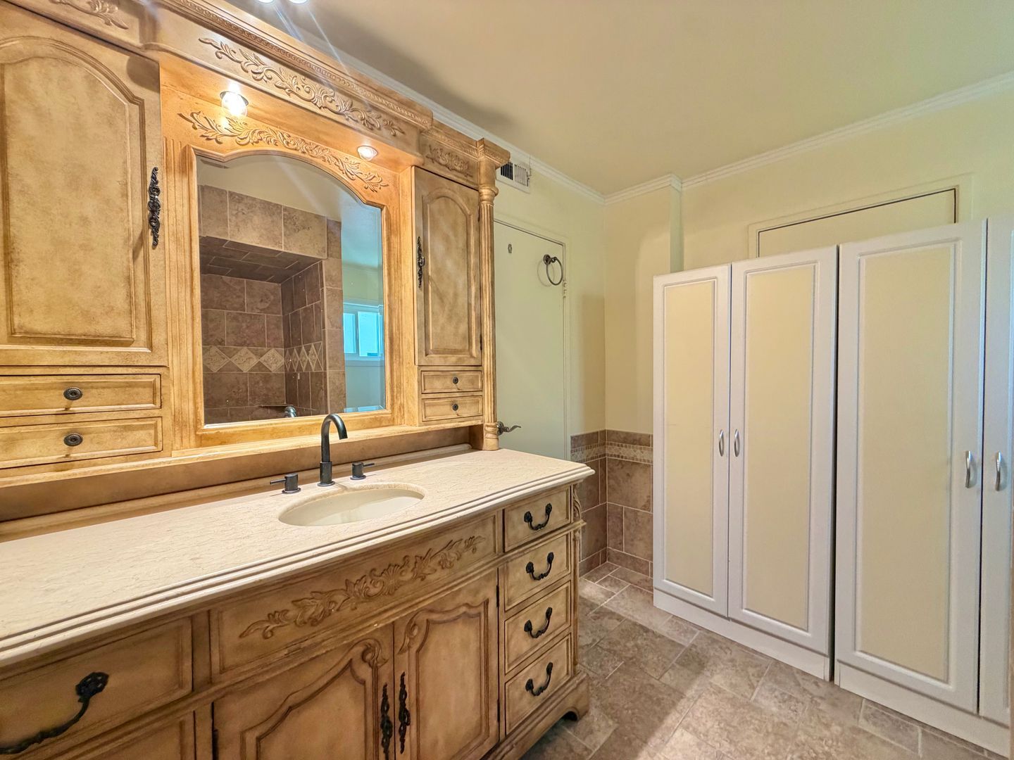 1950 S Palm Canyon Drive  Unit 126 - Palm Springs - California - 1 bed, 1 bath rental property