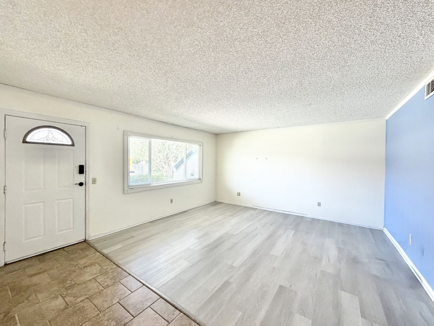 1950 S Palm Canyon Drive  Unit 126 - Palm Springs - California - 1 bed, 1 bath rental property